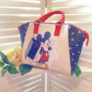DISNEY LOUNGEFLY MICKEY MOUSE NEW SACTEL WITH STRAPE